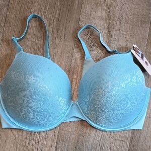 Secret Treasures Blue Underwire Bra Sz 40D NWT